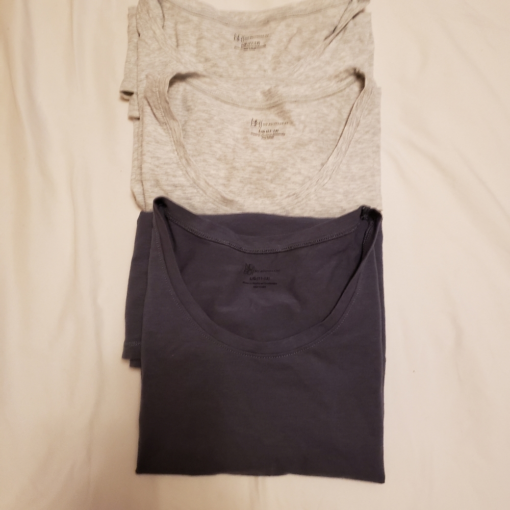 Activewear tops